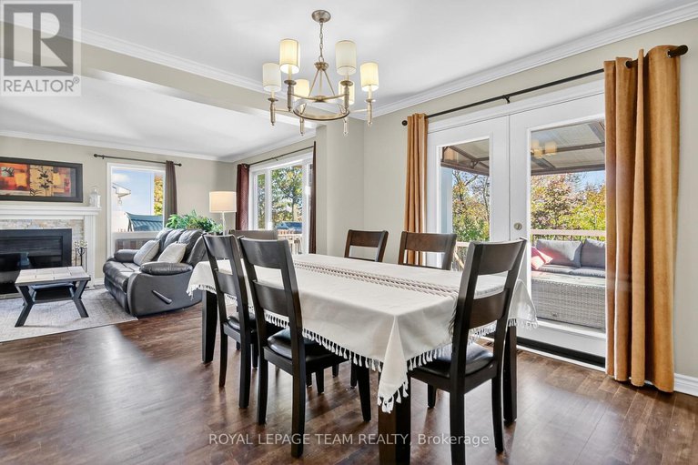 29200322/22-vesta-street/cedargrovefraserdale/ottawa/ontario/K2J3Y9_12