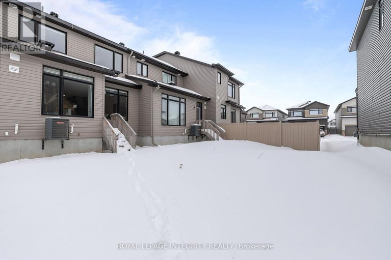 29358346/264-monticello-avenue/emerald-meadowstrailwest/ottawa/ontario/K2S2S1_32