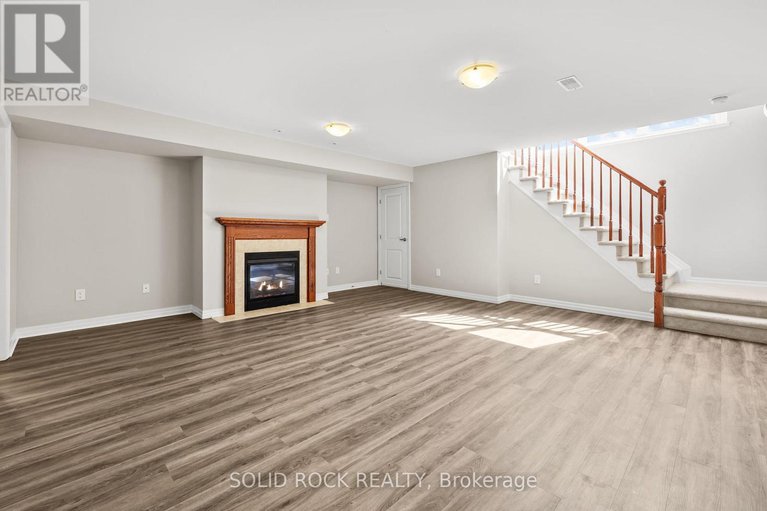 29003724/153-hawkshaw-crescent-e/cedargrovefraserdale/ottawa/ontario/K2J5P8_22