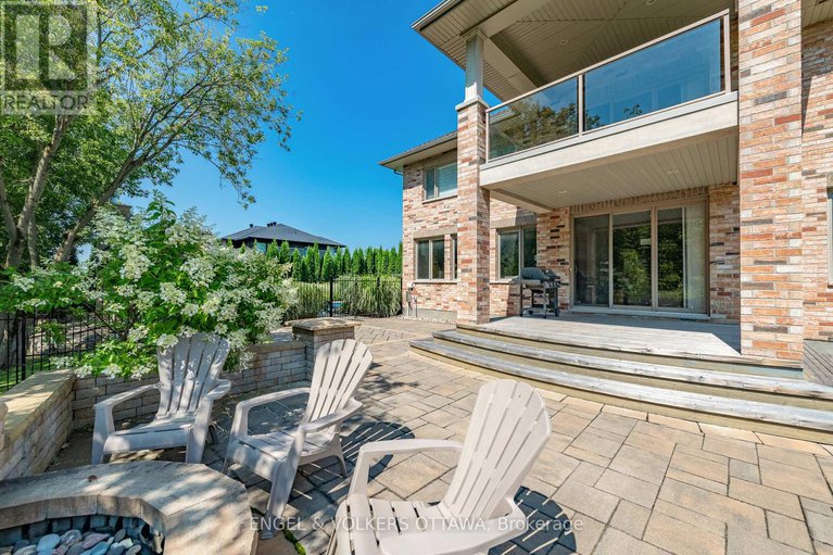 28474940/110-gray-willow-place/manotick-village-manotick-estates/ottawa/ontario/K4M0B3_45