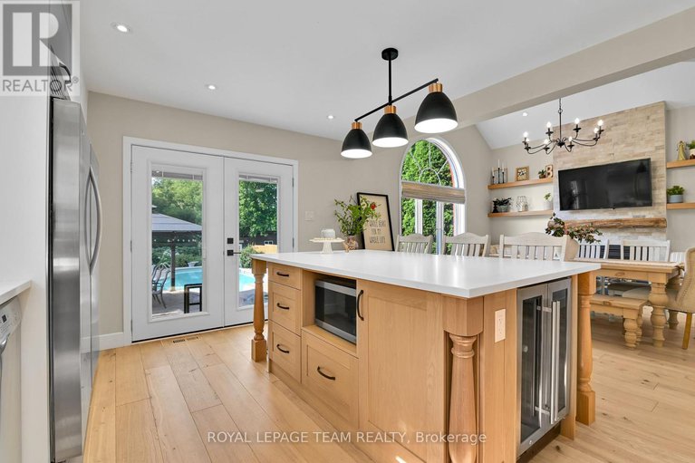 28615921/4156-wolfe-point-way/riverside-southgloucester-glen/ottawa/ontario/K1V1P5_16