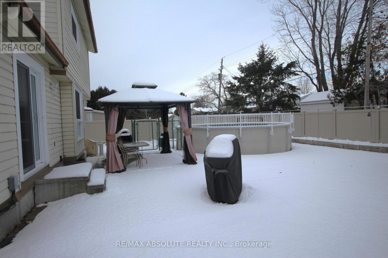 29207724/198-hoylake-crescent/bilberry-creekqueenswood-heights/ottawa/ontario/K1E2M8_36