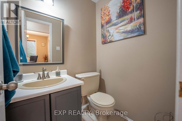 28250055/15-1979-greenvale-lane/chateauneuf/ottawa/ontario/K1C6E4_15