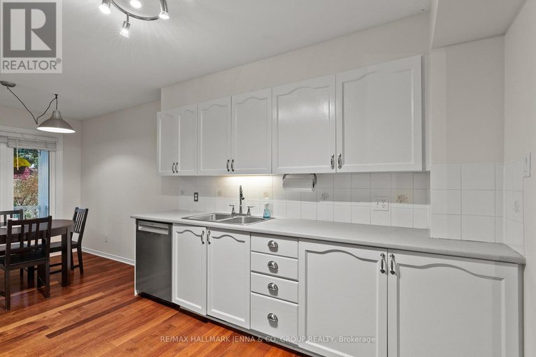28966190/364-stoneway-drive/barrhaven-east/ottawa/ontario/K2G6G7_10
