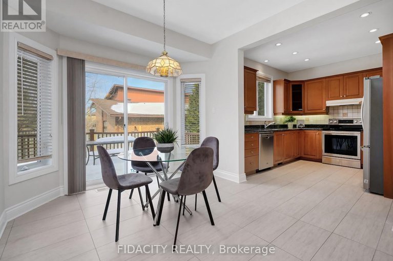 28025446/3-marcasite-road/katimavik/ottawa/ontario/K2L4C5_10
