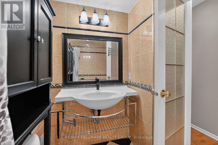 29161047/705-141-somerset-street-w/ottawa-centregolden-triangle/ottawa/ontario/K2P2H1_45