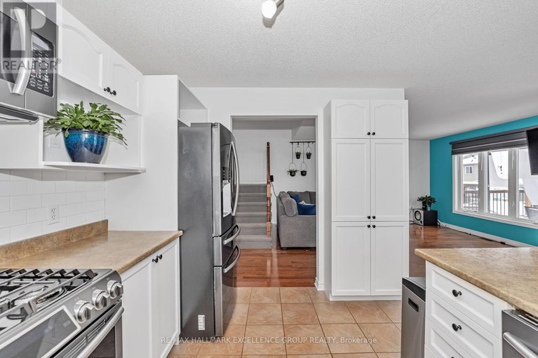 28146924/581-emerald-street/town-of-rockland/clarence-rockland/ontario/K4K0B9_19