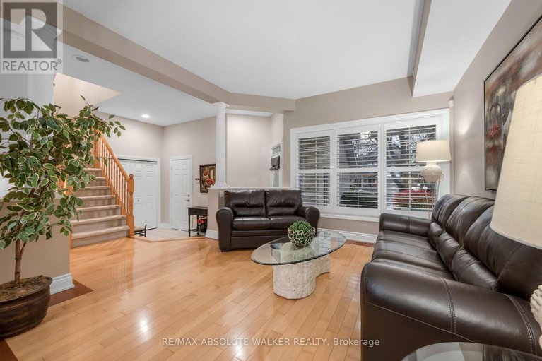 29430526/1662-frenette-street/fallingbrookgardenway-south/ottawa/ontario/K4A4L4_4