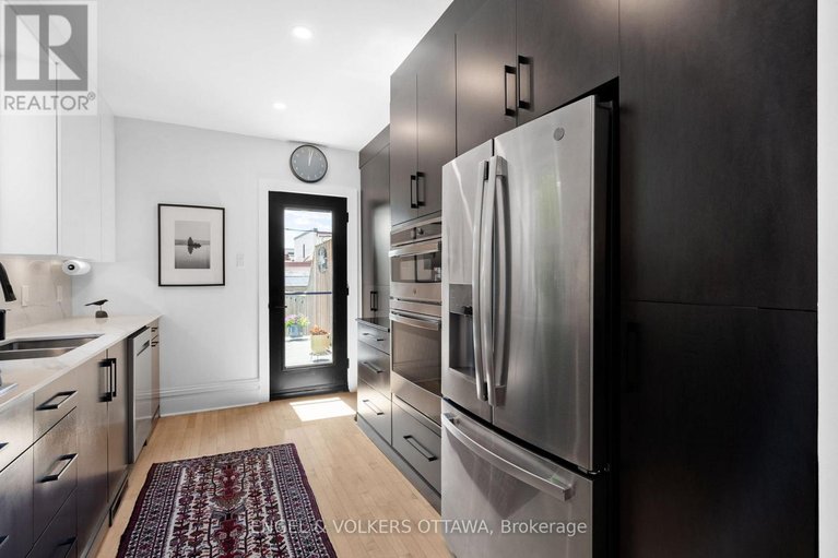 29564607/244-flora-street/ottawa-centre/ottawa/ontario/K1R5R9_14