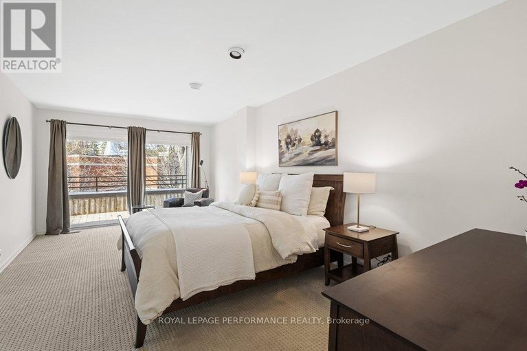 29650204/35-waverley-street/ottawa-centregolden-triangle/ottawa/ontario/K2P0T7_30