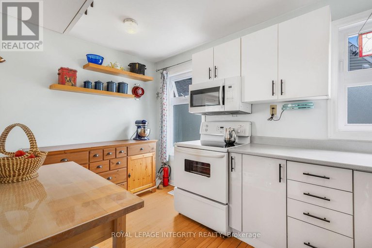28965143/841-merivale-road/carlington/ottawa/ontario/K1Z5Z7_11