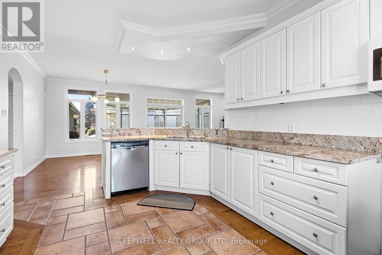 29058156/1040-misty-morning-lane/greely/ottawa/ontario/K4P1P8_8