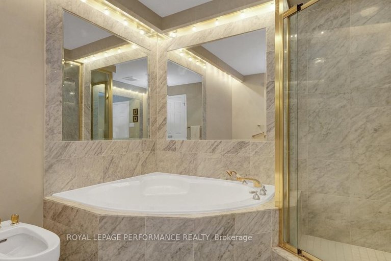 29514989/2002-1480-riverside-drive/riverview-park/ottawa/ontario/K1G5H2_25