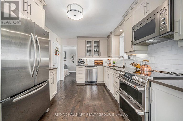28972487/921-wingate-drive/elmvale-acresurbandale/ottawa/ontario/K1G1S6_8