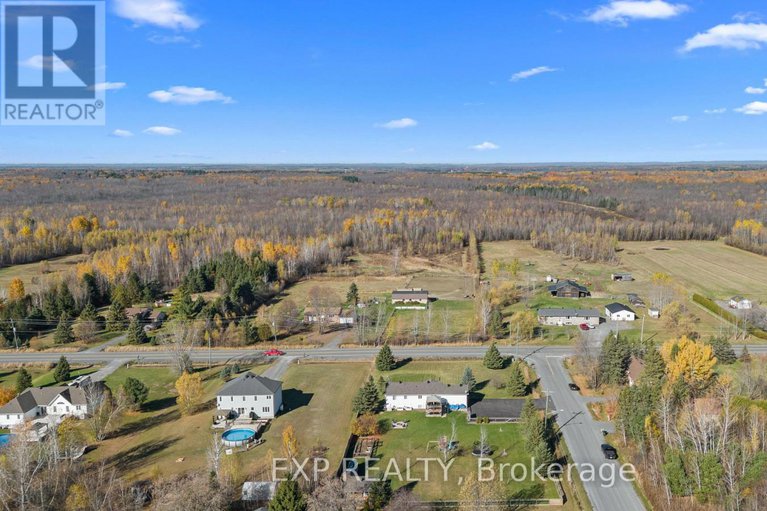 29192909/108-st-thomas-road/russell-twp/russell/ontario/K0A3H0_36