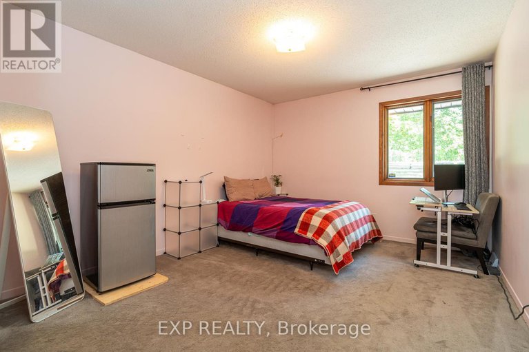 28757377/1437-usborne-street/mcnabbraeside-twps/mcnabbraeside/ontario/K0A1G0_20