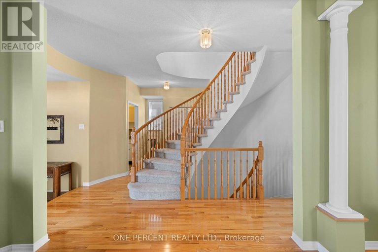 29586149/2113-hallendale-street/springridgeeast-village/ottawa/ontario/K4A4S1_21