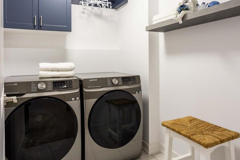 29159209/6487-renaud-road/mer-bleuebradley-estatesanderson-park/ottawa/ontario/K1W0R8_30