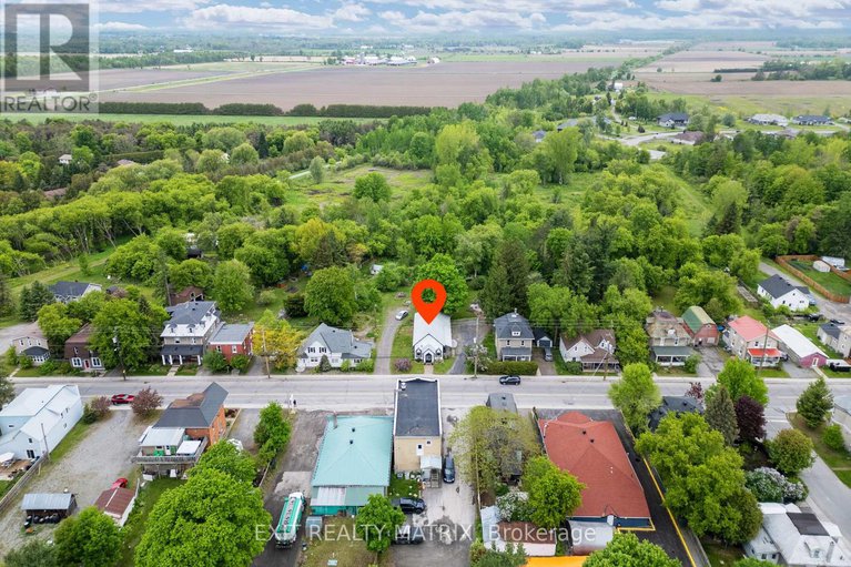 28365243/5515-osgoode-main-street/osgoode/ottawa/ontario/K0A2W0_2