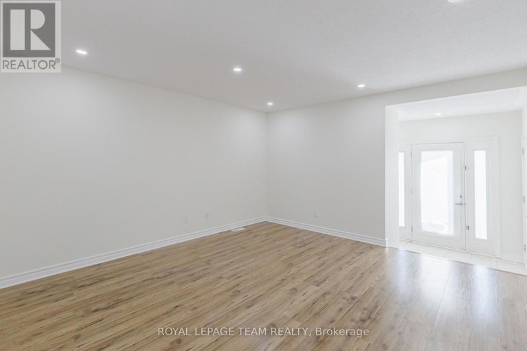 29440010/637-clearbrook-drive/strandherd/ottawa/ontario/K2J5S1_6