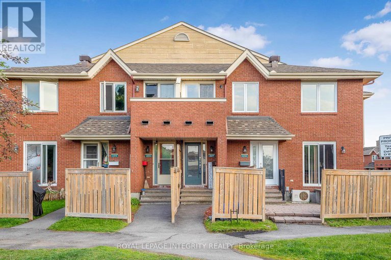 28746372/207-1825-marsala-crescent/fallingbrookpineridge/ottawa/ontario/K4A2E7_1