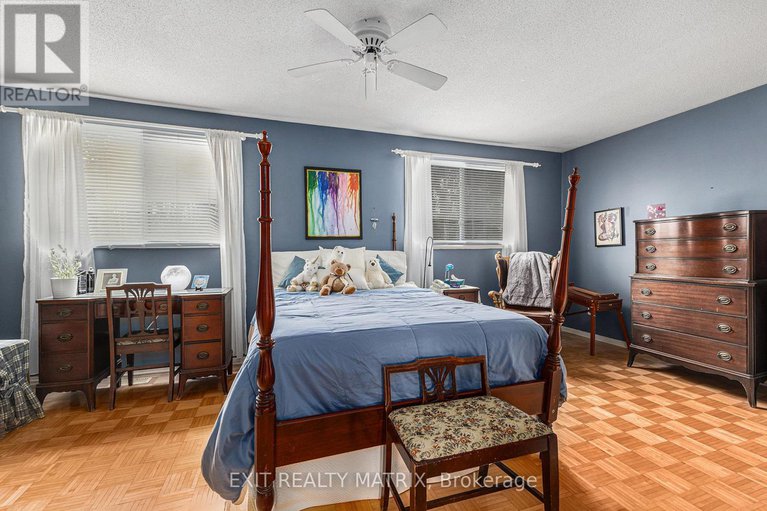 28375074/2535-third-street/cumberland-village/ottawa/ontario/K4C1C6_7