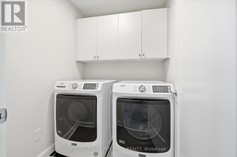 29413397/20-mandevilla-crescent/blossom-parkkemp-parkfindlay-creek/ottawa/ontario/K1T0Y3_29