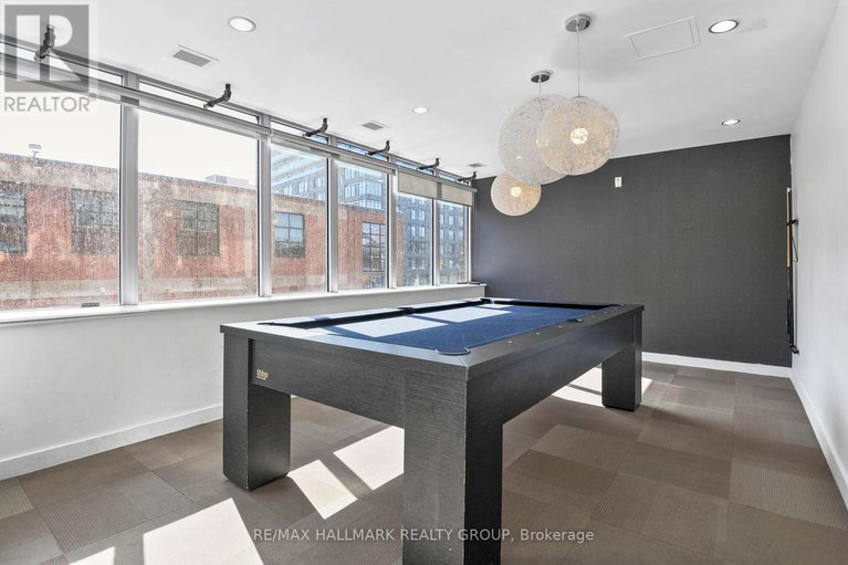 28842721/penthouse-804-360-mcleod-street/ottawa-centre/ottawa/ontario/K2P1A9_36