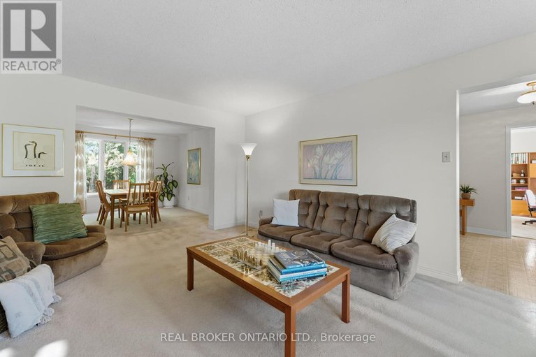 28875252/3-red-oaks-trail/stittsville-central/ottawa/ontario/K2S1E2_7