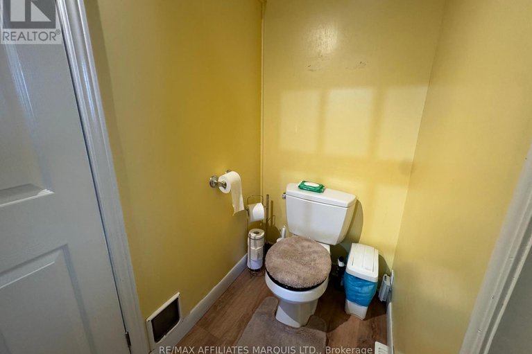 28637716/25-oak-street/lancaster/south-glengarry/ontario/K0C1N0_16