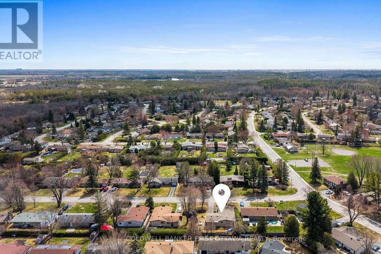 29663653/54-evergreen-drive/lynwood-village/ottawa/ontario/K2H6C9_48