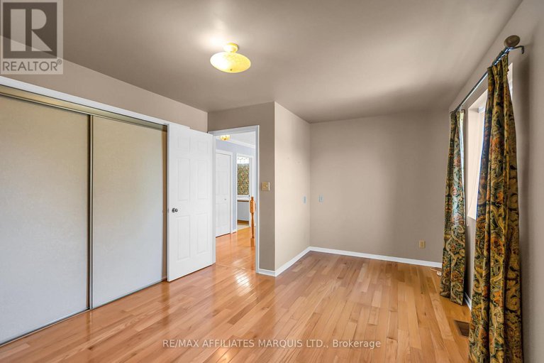 28865115/5479-poplar-avenue/long-sault/south-stormont/ontario/K0C1P0_20