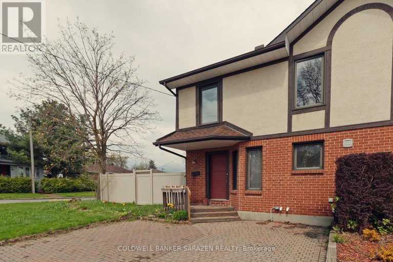 28302138/1325-summerville-avenue/carlington/ottawa/ontario/K1Z8G7_16