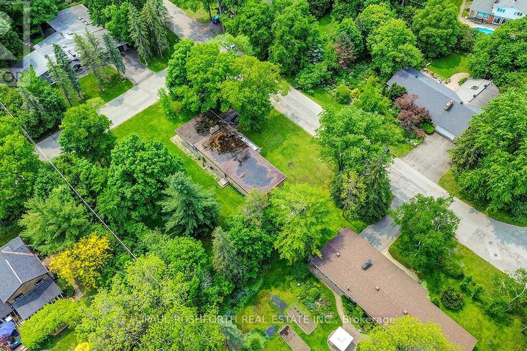 28459730/25-wren-road/rothwell-heights/ottawa/ontario/K1J7H5_35