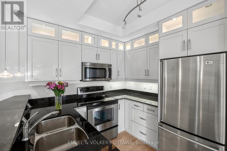 28911458/505-95-bronson-avenue/ottawa-centre/ottawa/ontario/K1R1E2_18