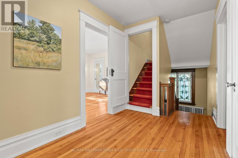 28899780/213-glebe-avenue/glebe/ottawa/ontario/K1S2C8_21
