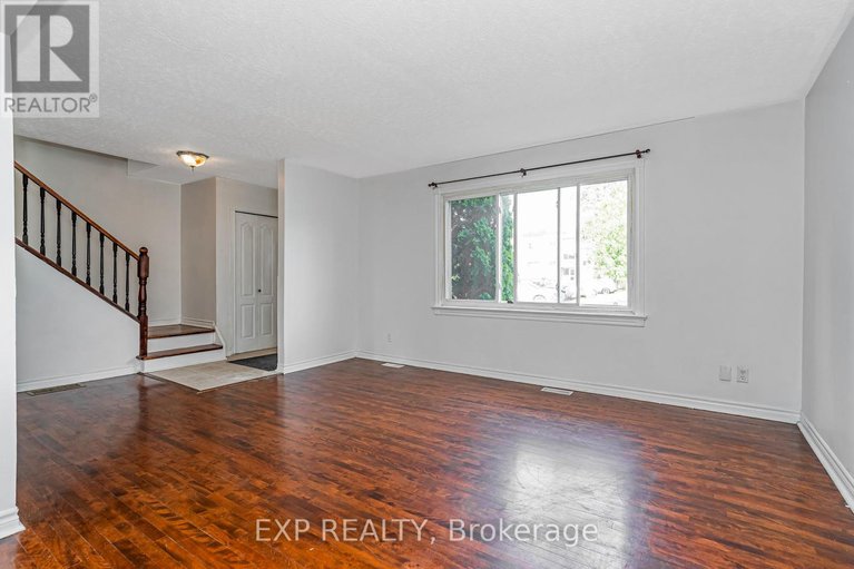 28896981/646-borthwick-avenue/castle-heightsrideau-high/ottawa/ontario/K1K2L9_5
