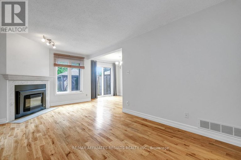 28794659/22-hendrie-court/katimavik/ottawa/ontario/K2L4A4_9