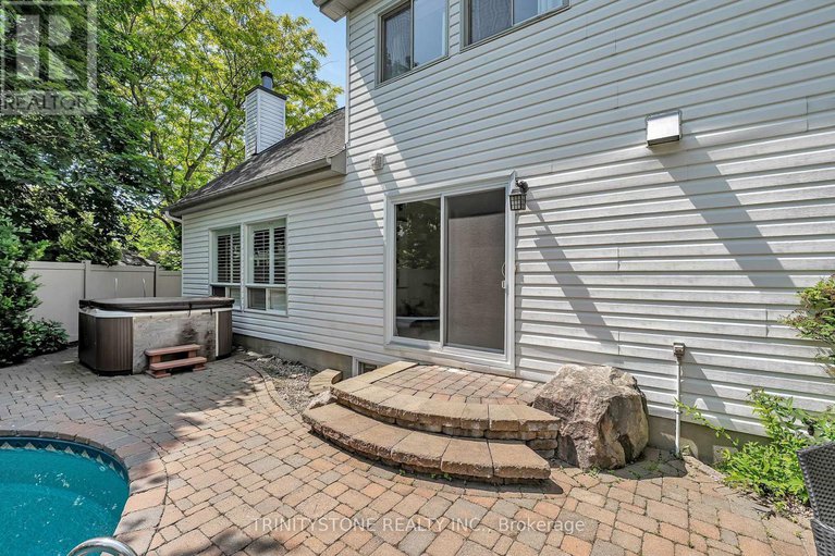28638172/32-kyle-avenue/stittsville-central/ottawa/ontario/K2S1G9_46