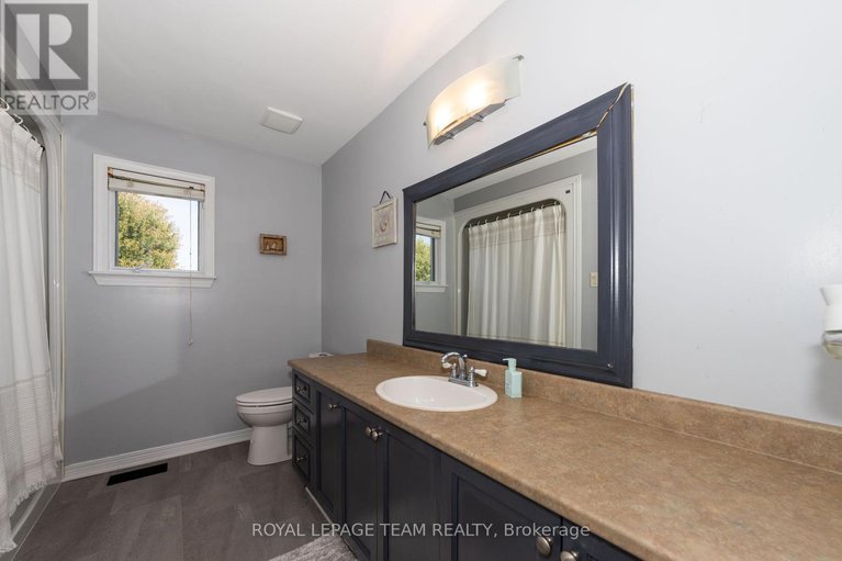 28847640/5-sundew-court-w/stittsville-north/ottawa/ontario/K2S1Z5_24