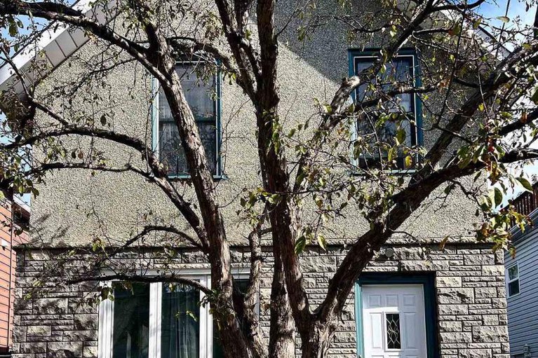 167 Drummond Street