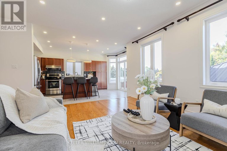 28867484/245-kiwanis-court/hunt-club-parkgreenboro/ottawa/ontario/K1T0H6_14