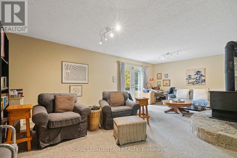 28925100/7268-harnett-road/rideau-twp-s-of-reg-rd-6-w-of-mccordick-rd/ottawa/ontario/K0A2T0_17