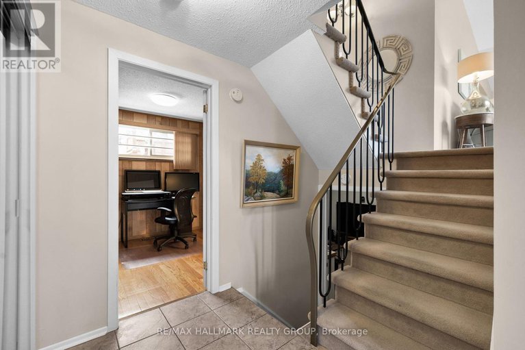 28168722/664-glenhurst-crescent/beacon-hill-north/ottawa/ontario/K1J7B7_5
