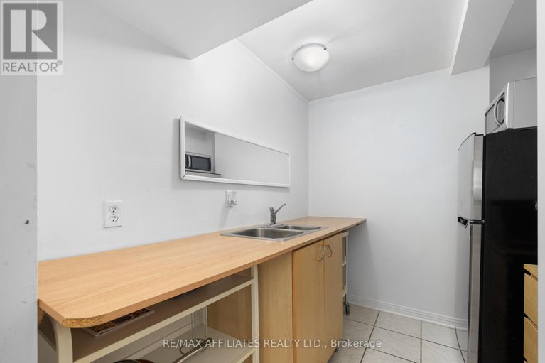 28964086/306-woodfield-drive/tanglewood/ottawa/ontario/K2G3W9_26