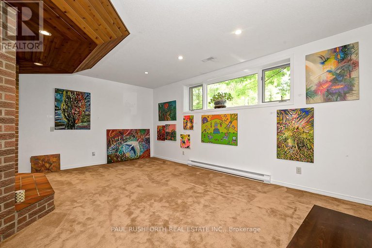 28593738/136-grey-stone-drive/huntley-ward-south-west/ottawa/ontario/K0A1L0_18