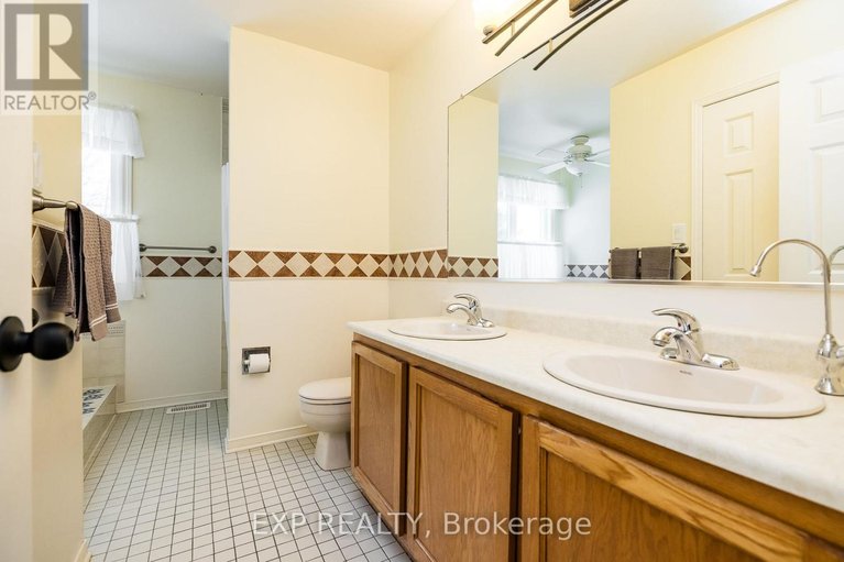 29577818/602-church-street/village-of-russell/russell/ontario/K4R1C4_23