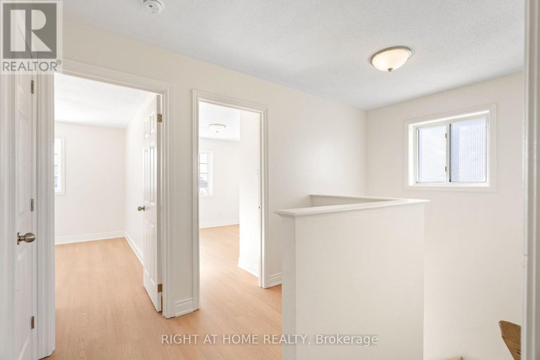 29378153/254-maude-street/almonte/mississippi-mills/ontario/K0A1A0_17