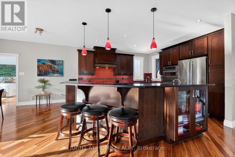 29387963/1641-bearhill-road/huntley-ward-north-west/ottawa/ontario/K0A1L0_12