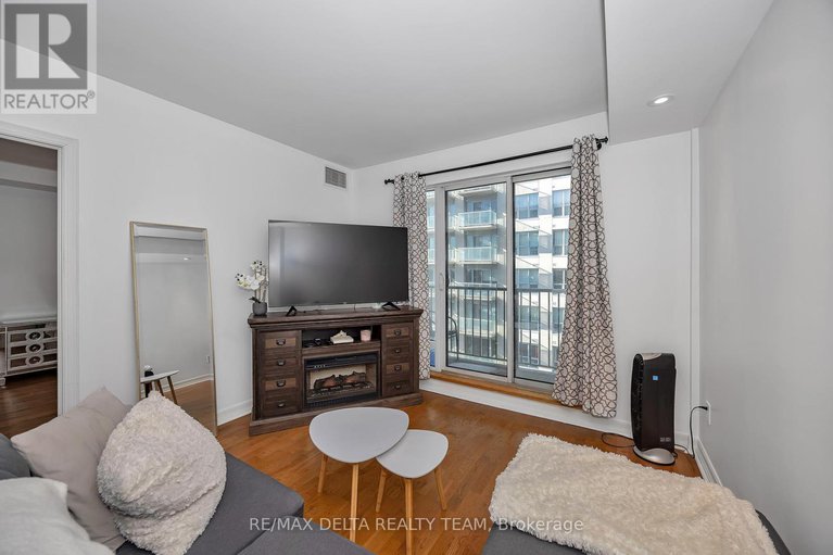 29400834/1006-200-besserer-street/sandy-hill/ottawa/ontario/K1N0A7_18